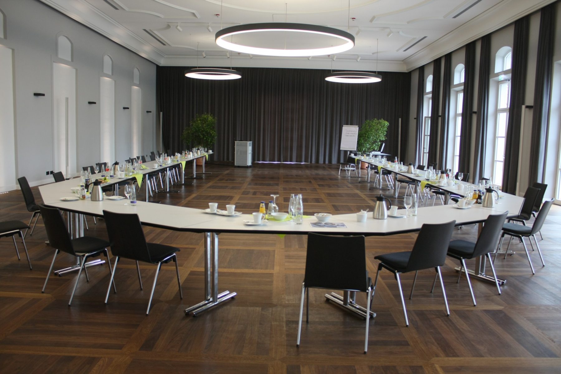 Brauereisaal mit U-Bestuhlung für eine Tagung